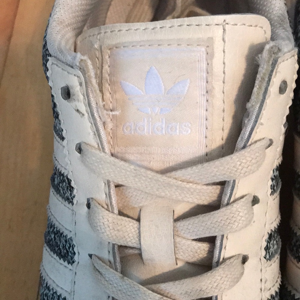 Adidas Casual Sneakers - Picture 2 of 5